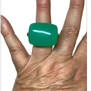 Gold plated cocktail ring size 9.25 good condition